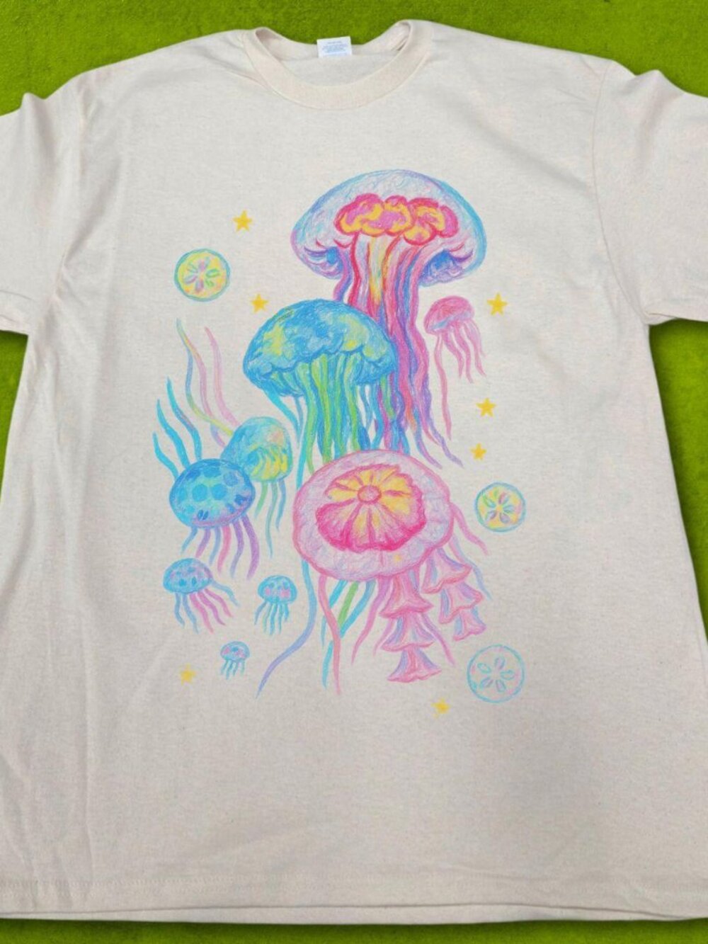 COLORED PENCIL STYLE JELLYFISH TEE
